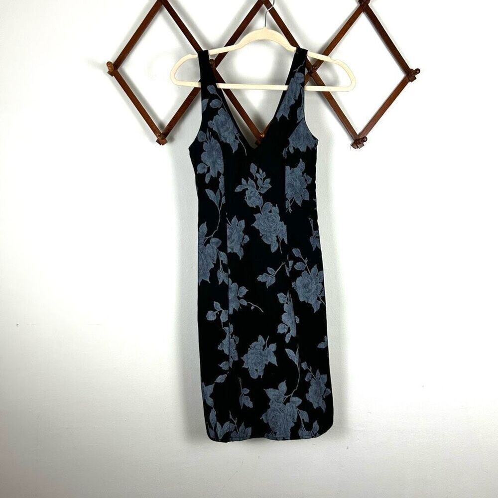 SAM & LAVI Floral Dress Size Small EUC